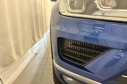 sininen Volkswagen Touareg 2015 kuva 34.