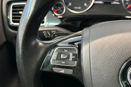 musta Volkswagen Touareg 2015 kuva 19.