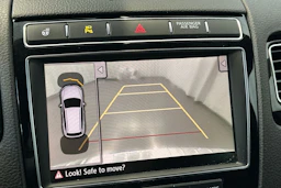 musta Volkswagen Touareg 2015 kuva 24.