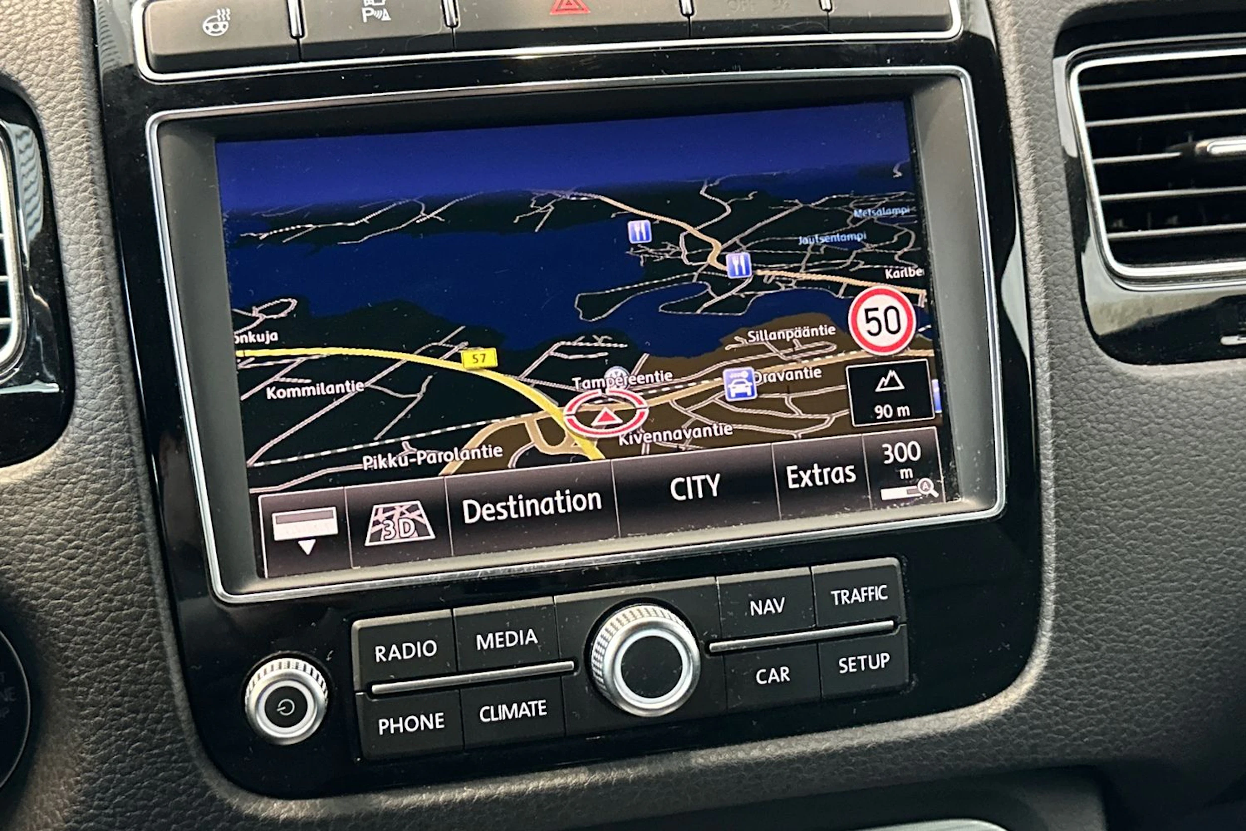 musta Volkswagen Touareg 2015 kuva 25.