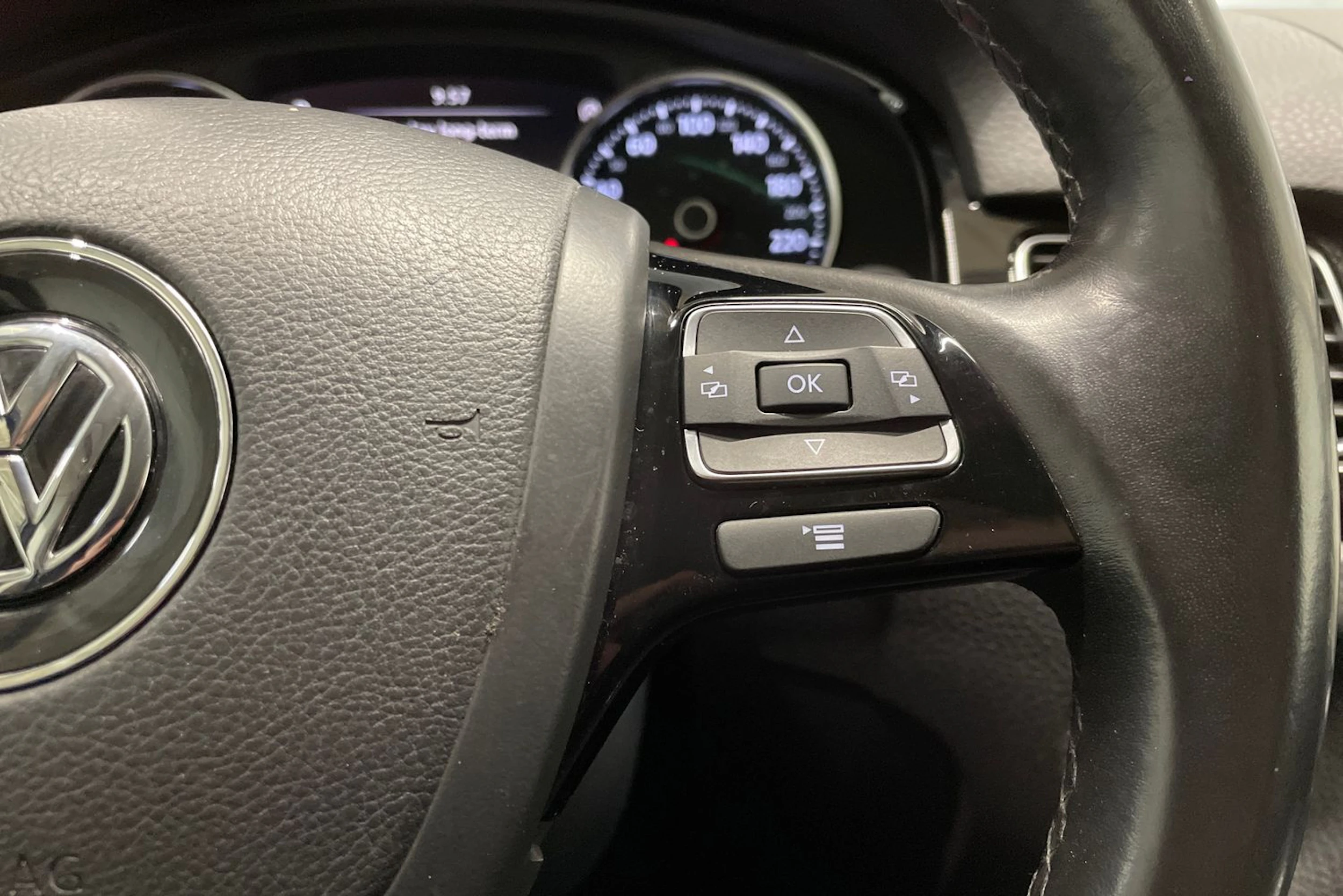 hopea Volkswagen Touareg 2017 kuva 22.