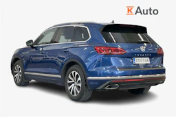Sininen Volkswagen TOUAREG 2018 kuva 3.