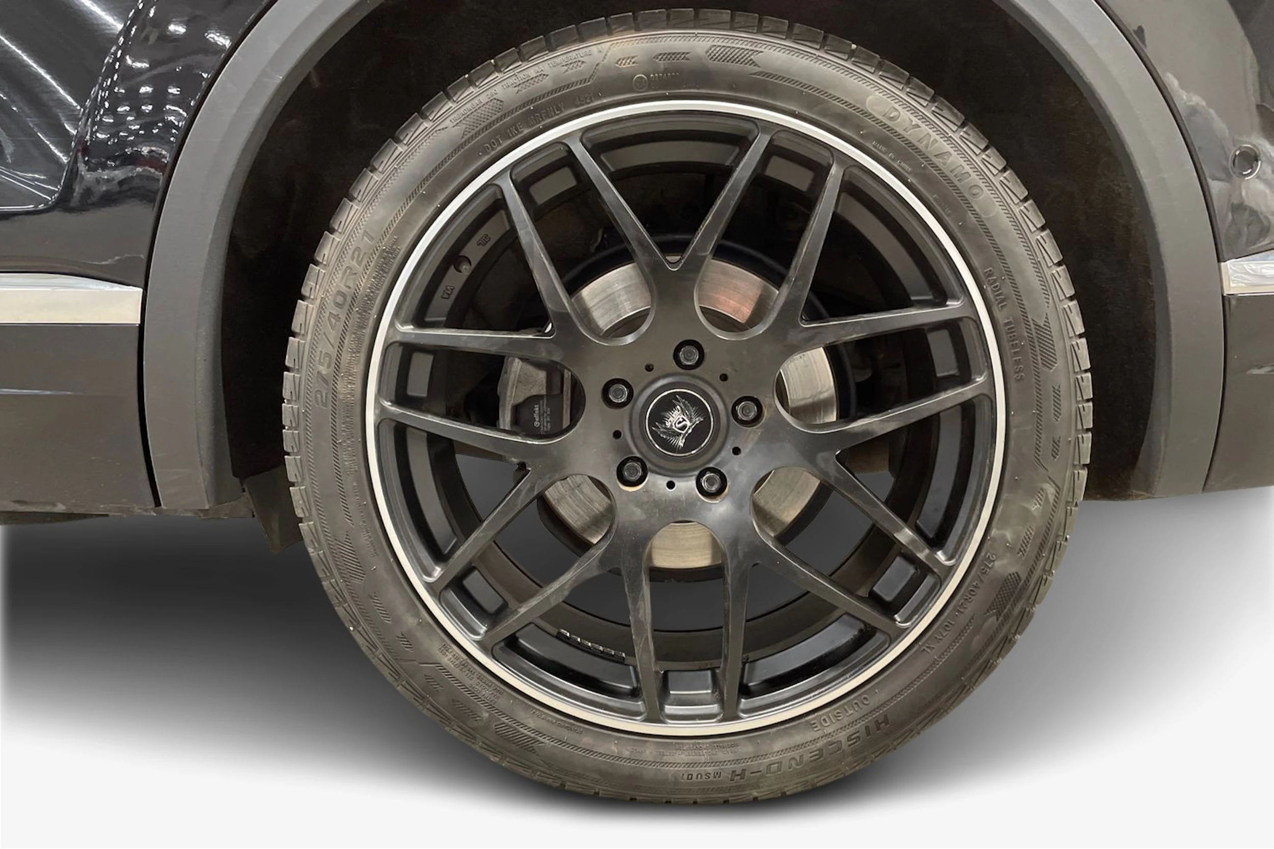 musta Volkswagen Touareg 2019 kuva 12.