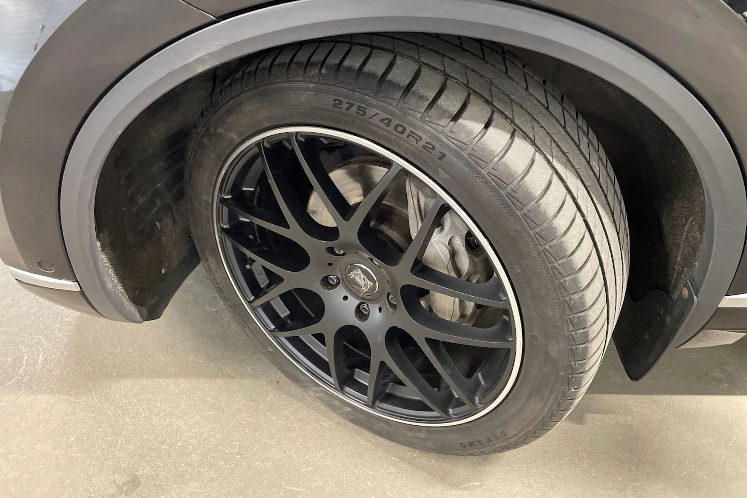 musta Volkswagen Touareg 2019 kuva 13.