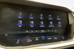 musta Volkswagen Touareg 2019 kuva 20.