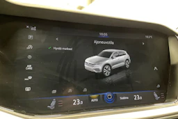 musta Volkswagen Touareg 2019 kuva 22.