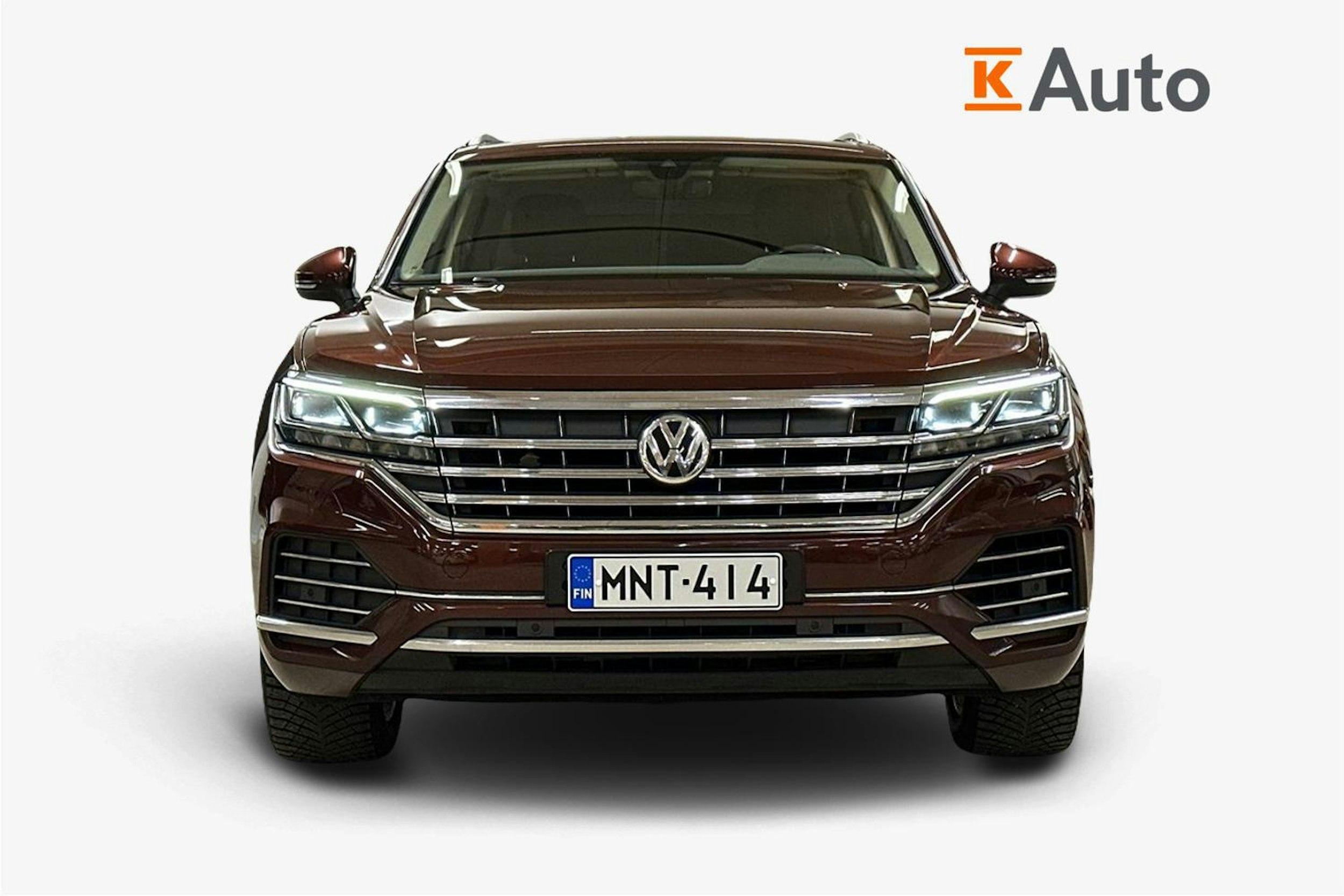 met. punainen Volkswagen Touareg 2019 kuva 5.