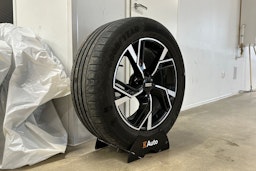 met. punainen Volkswagen Touareg 2019 kuva 13.