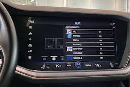 musta Volkswagen Touareg 2019 kuva 18.