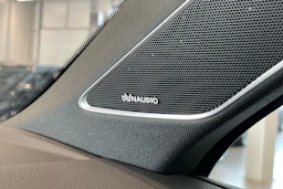 musta Volkswagen Touareg 2019 kuva 28.