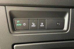 musta Volkswagen Touareg 2019 kuva 29.