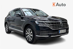 musta Volkswagen Touareg 2020 kuva 1.