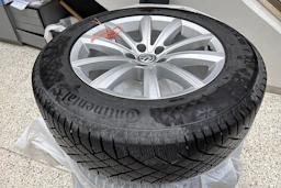 musta Volkswagen Touareg 2020 kuva 11.
