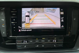 musta Volkswagen Touareg 2020 kuva 23.