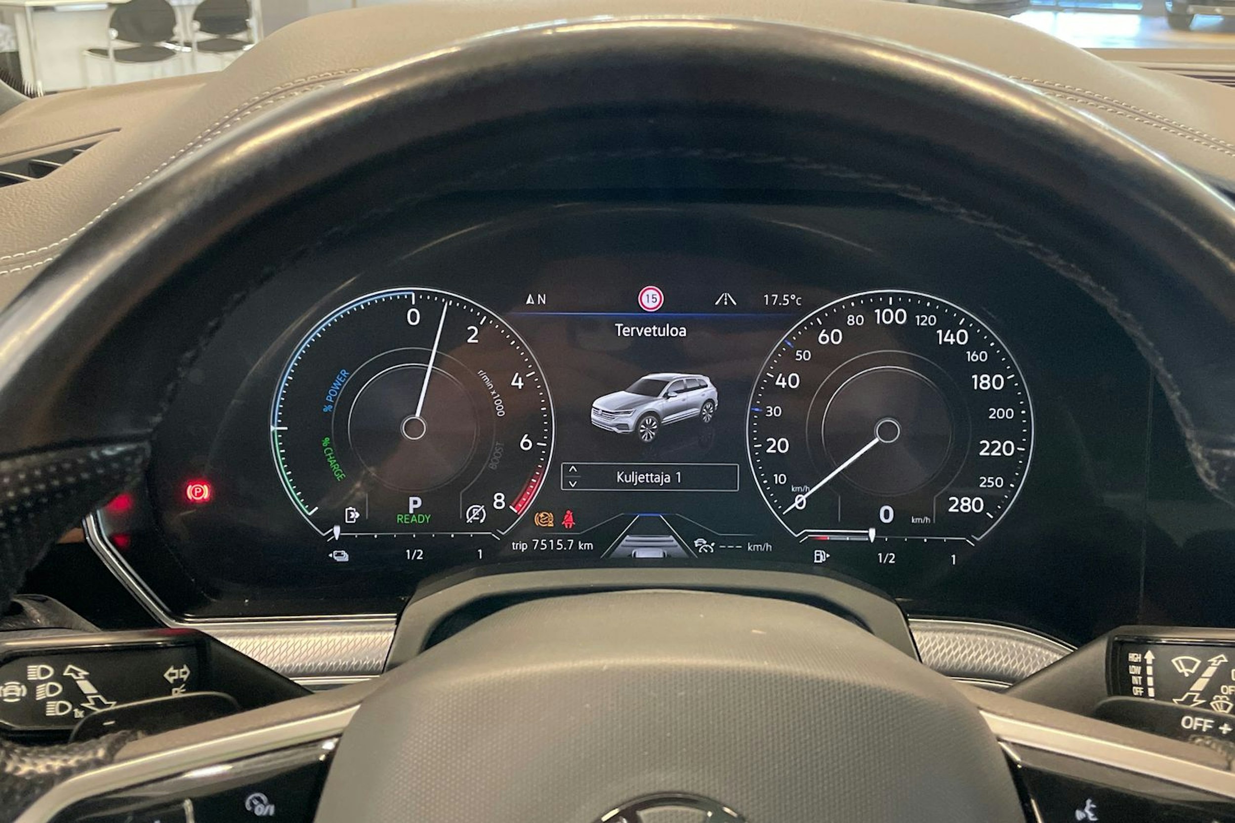 musta Volkswagen Touareg 2021 kuva 14.