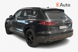 Musta Volkswagen TOUAREG 2020 kuva 2.