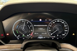 musta Volkswagen Touareg 2021 kuva 17.