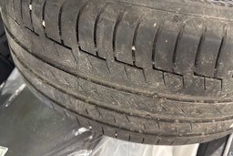 musta Volkswagen Touareg 2021 kuva 32.