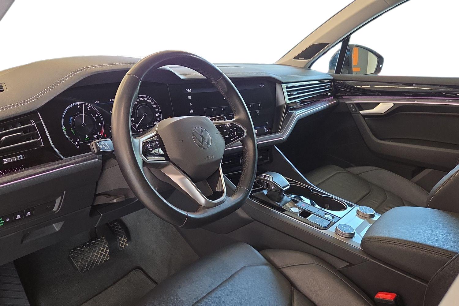 Volkswagen Touareg 2021, kuva 6/29