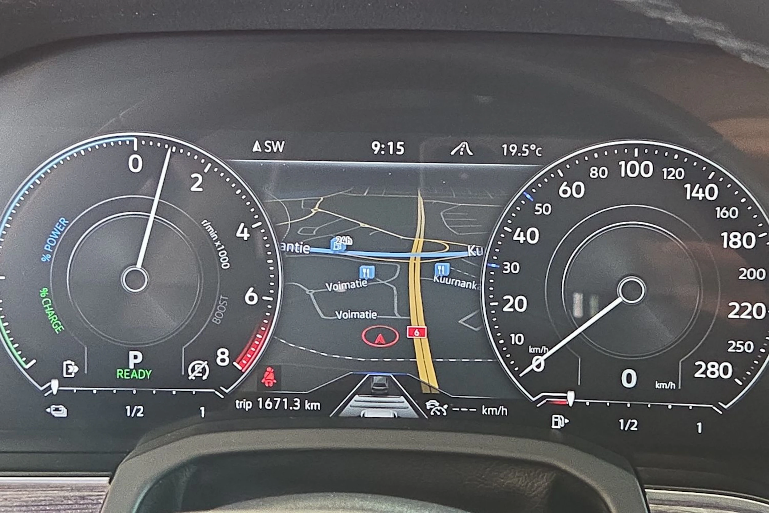 musta Volkswagen Touareg 2021 kuva 11.