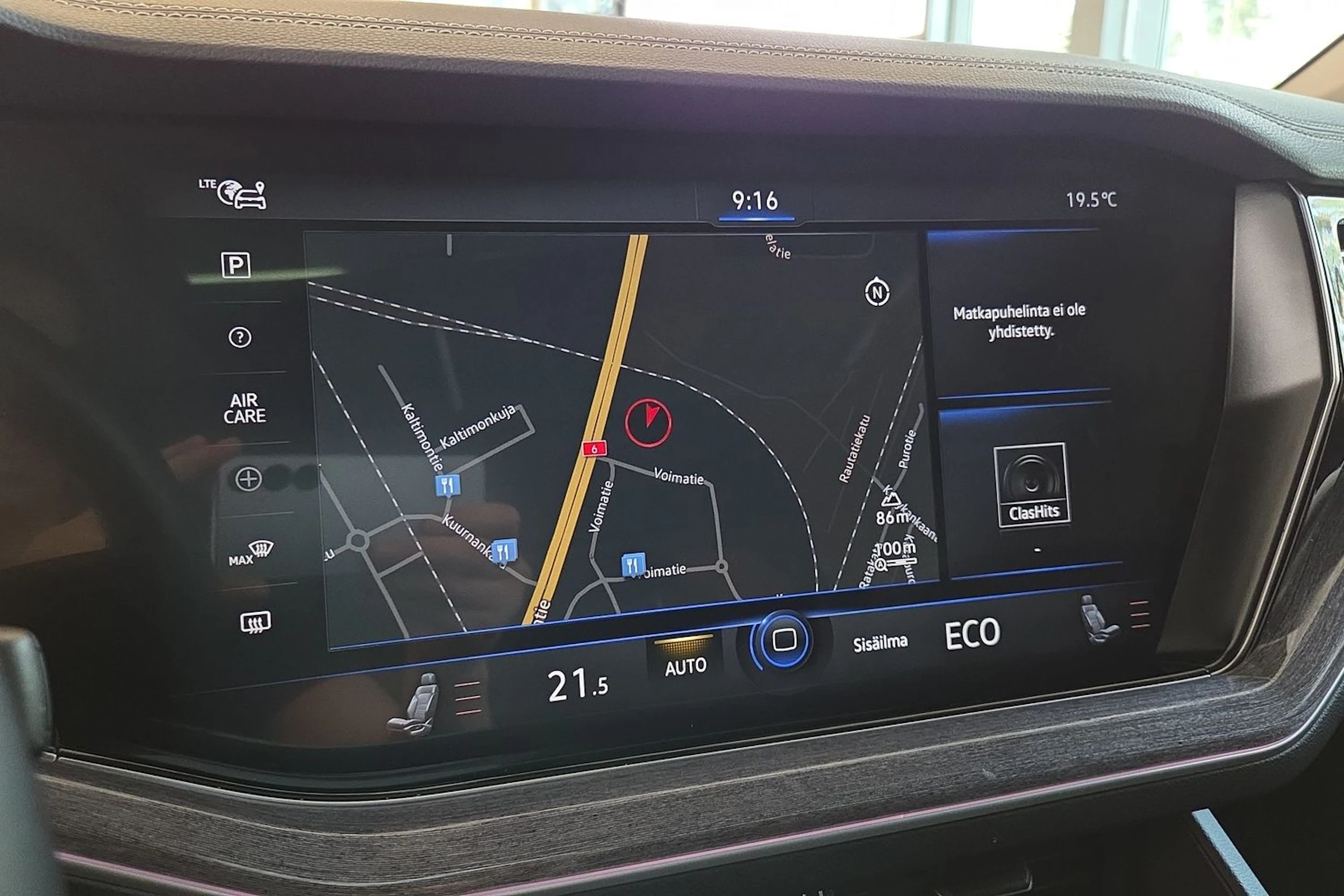 musta Volkswagen Touareg 2021 kuva 12.