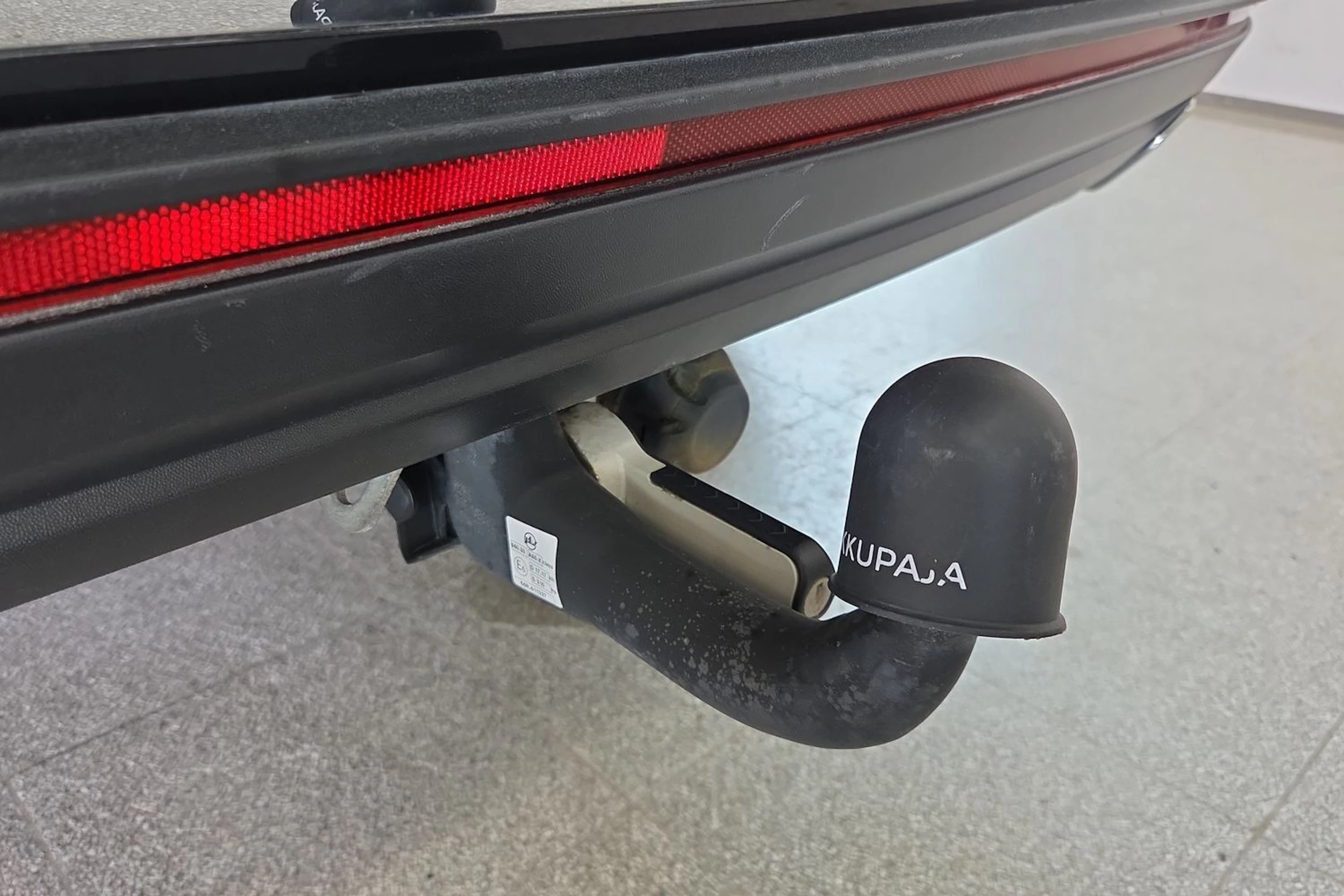 musta Volkswagen Touareg 2021 kuva 26.