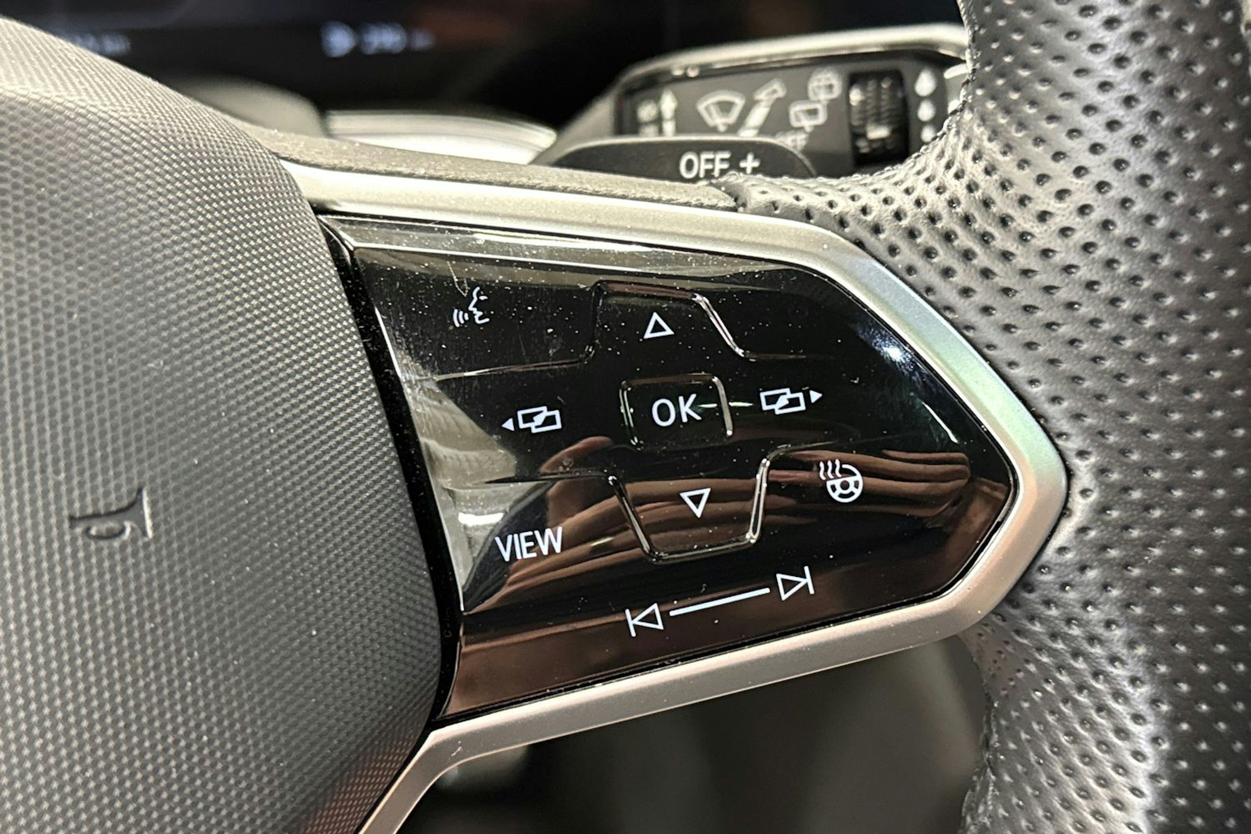 met. sininen Volkswagen Touareg 2021 kuva 18.
