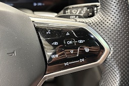 met. sininen Volkswagen Touareg 2021 kuva 18.