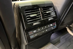 met. sininen Volkswagen Touareg 2021 kuva 29.