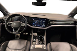 valkoinen Volkswagen Touareg 2021 kuva 7.