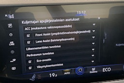 sininen Volkswagen Touareg 2021 kuva 23.