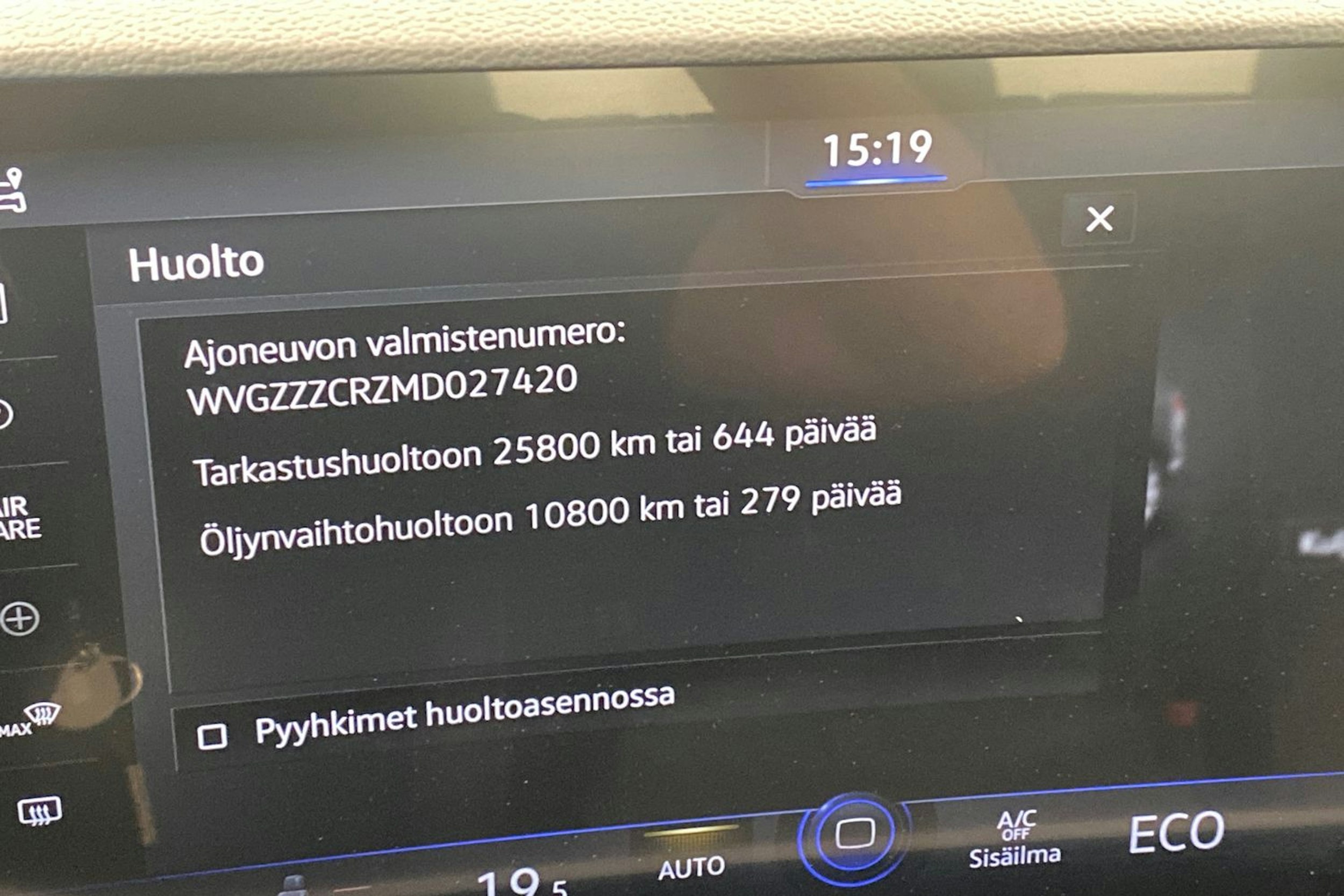 sininen Volkswagen Touareg 2021 kuva 25.