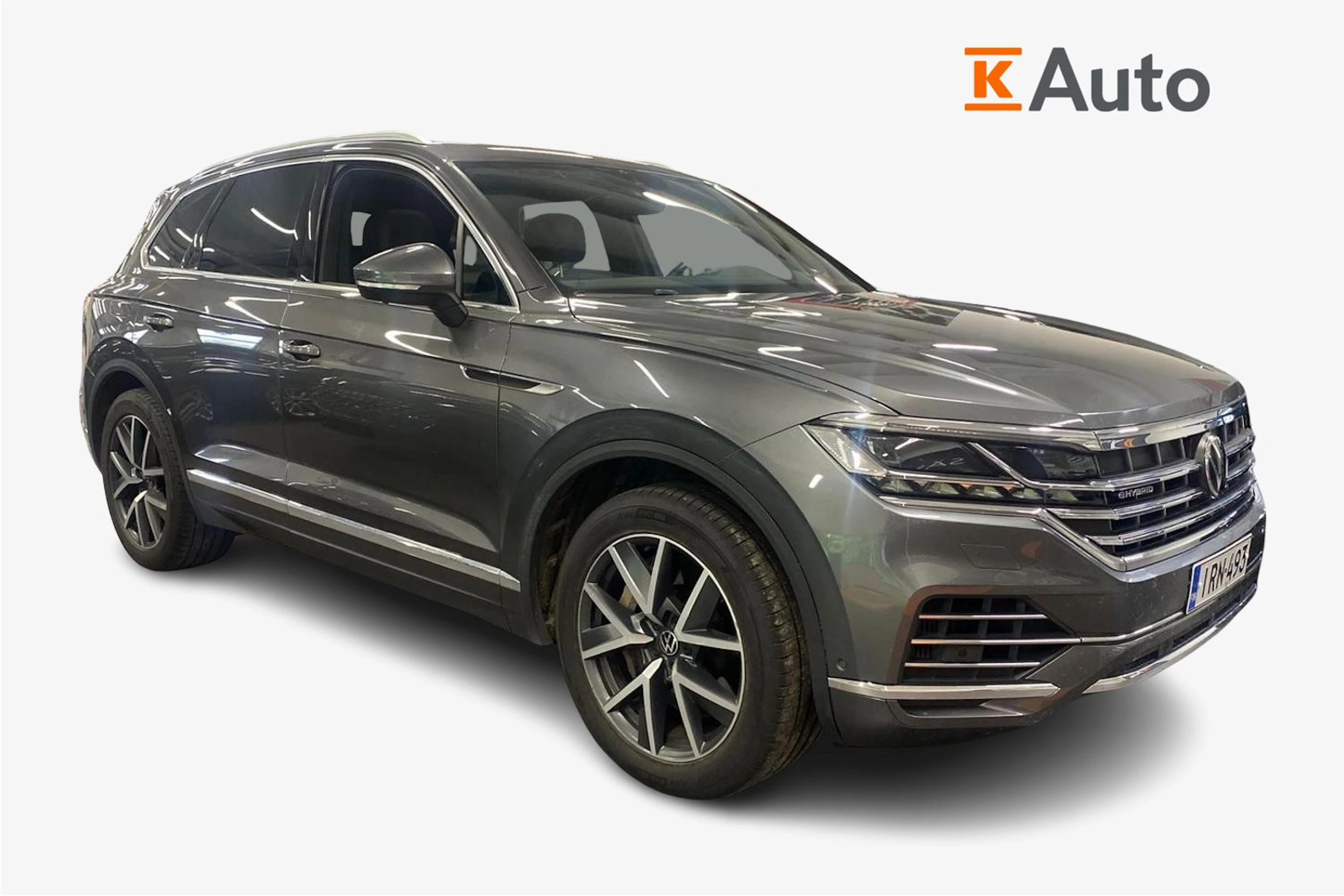 Harmaa Volkswagen TOUAREG 2021 kuva 1.