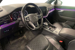 Harmaa Volkswagen TOUAREG 2021 kuva 3.