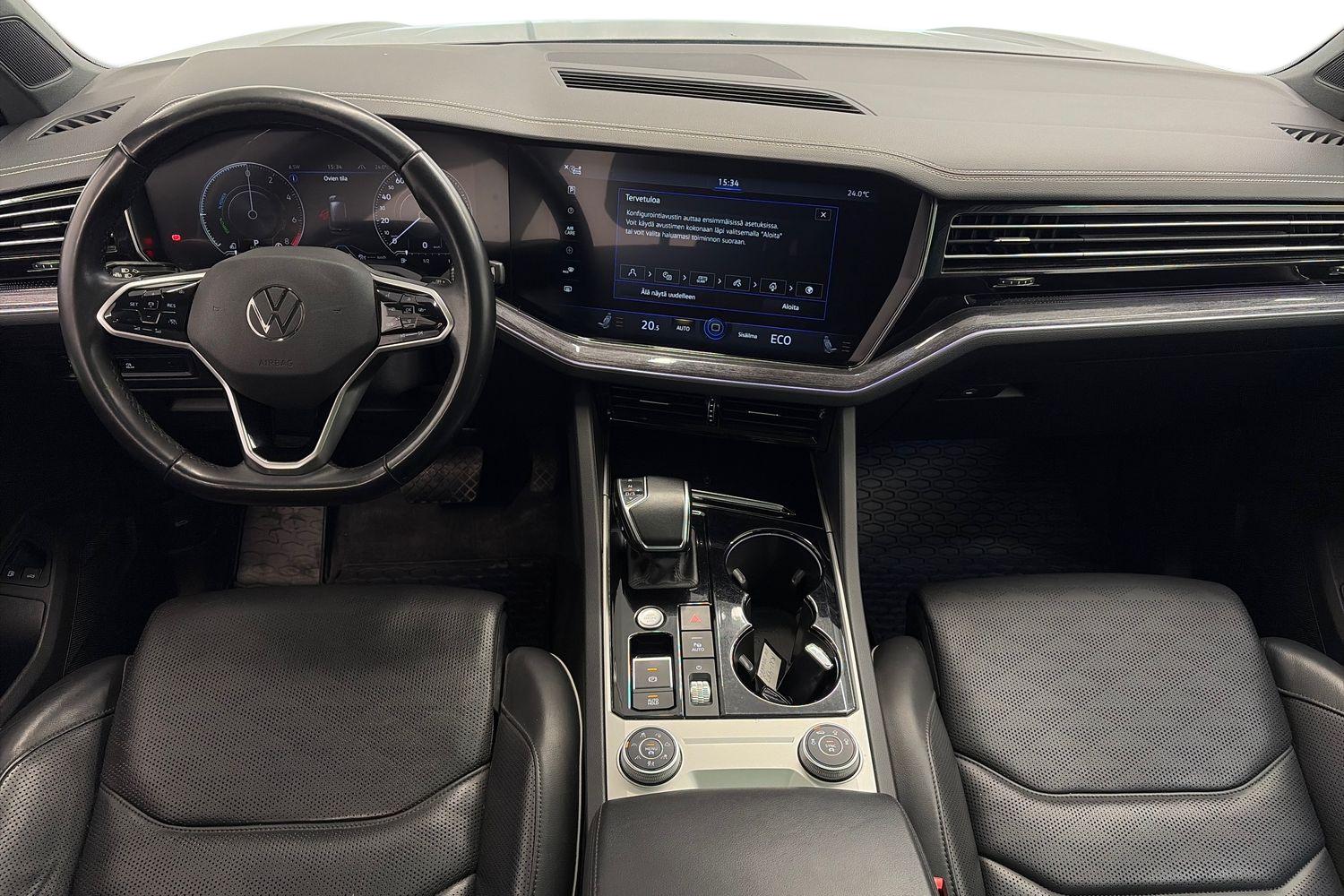 Volkswagen Touareg 2021, kuva 7/26