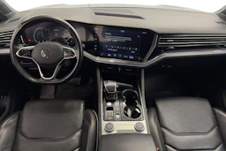 Harmaa Volkswagen TOUAREG 2021 kuva 7.