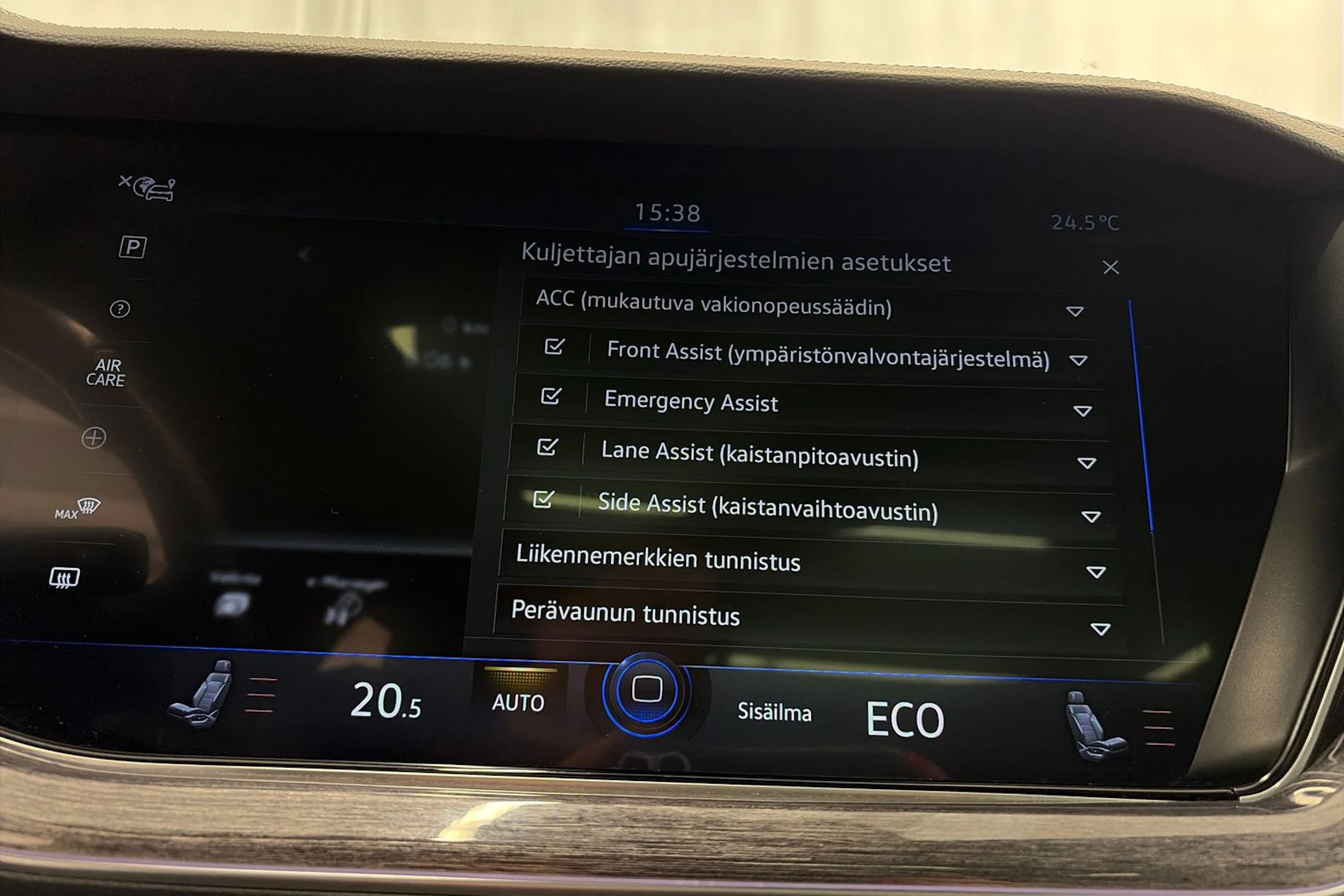 Harmaa Volkswagen TOUAREG 2021 kuva 19.