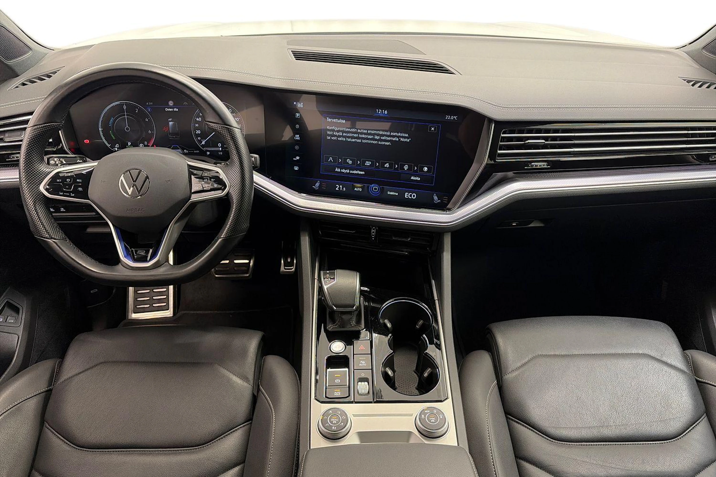 valkoinen Volkswagen Touareg 2021 kuva 7.