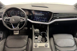 valkoinen Volkswagen Touareg 2021 kuva 7.