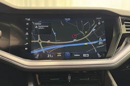 valkoinen Volkswagen Touareg 2021 kuva 24.