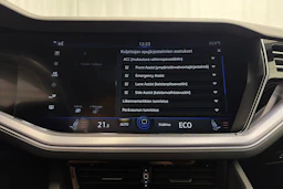 valkoinen Volkswagen Touareg 2021 kuva 27.