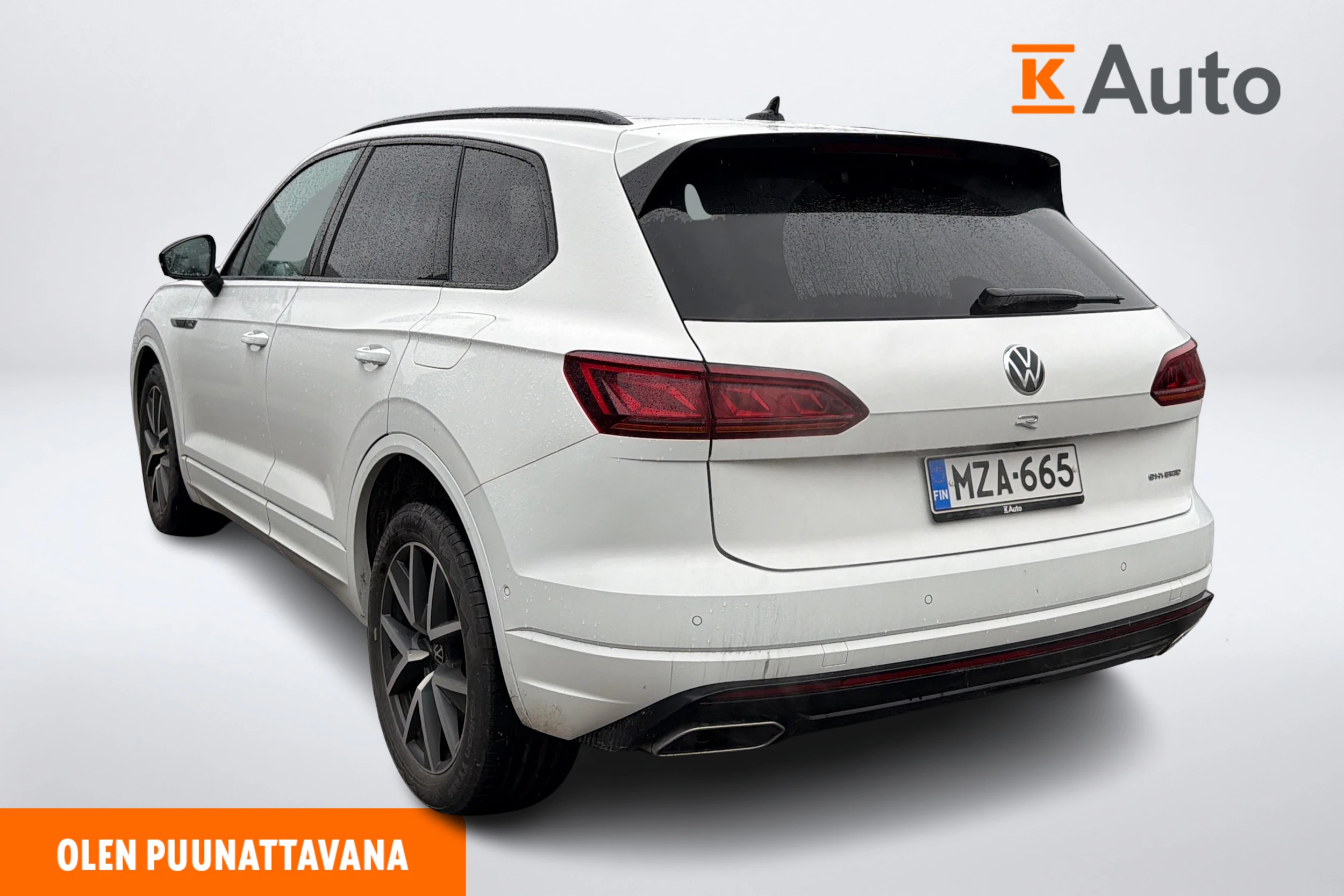 valkoinen Volkswagen Touareg 2021 kuva 2.