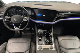 Musta Volkswagen TOUAREG 2021 kuva 7.