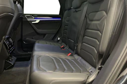 Musta Volkswagen TOUAREG 2021 kuva 8.