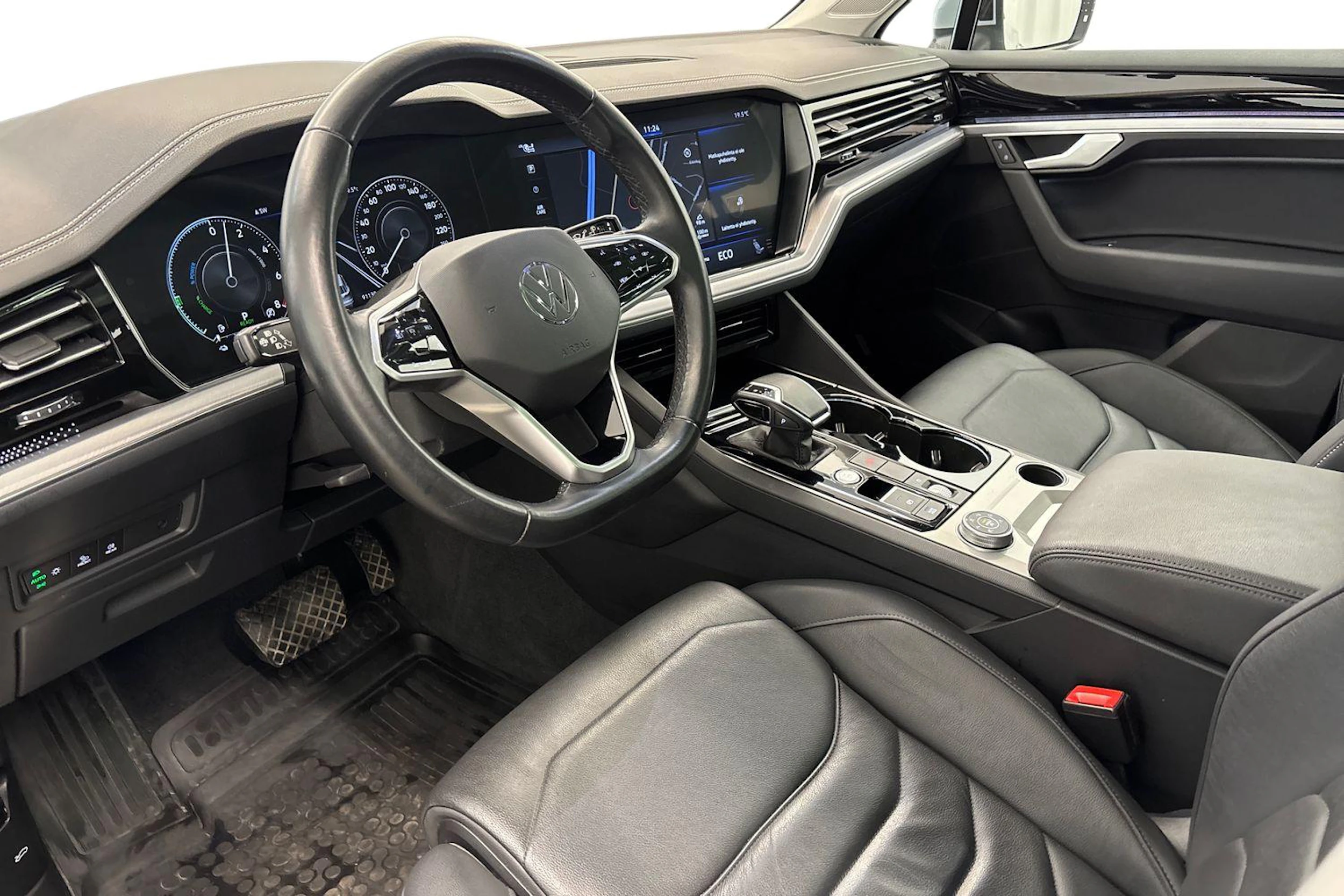 met. harmaa Volkswagen Touareg 2021 kuva 6.