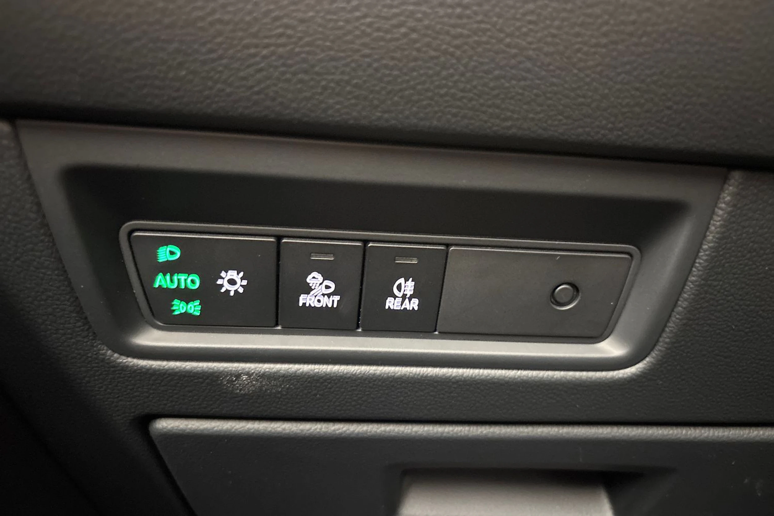met. harmaa Volkswagen Touareg 2021 kuva 20.