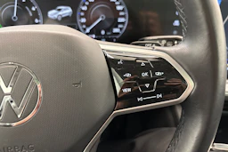 met. harmaa Volkswagen Touareg 2021 kuva 22.