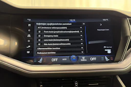 Musta Volkswagen TOUAREG 2021 kuva 27.