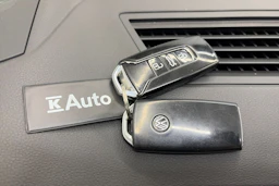 Musta Volkswagen TOUAREG 2021 kuva 33.
