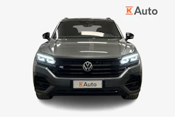 harmaa Volkswagen Touareg 2023 kuva 4.